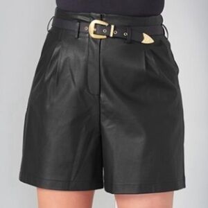 NWT Venus Faux Leather Black Shorts Size 6